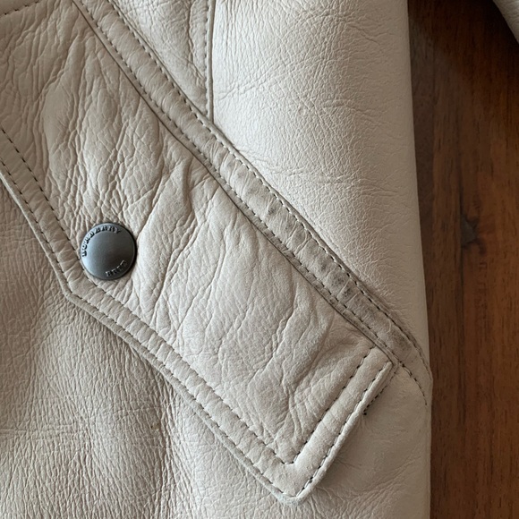 Burberry Women's Shearling Moto Jacket Coat S 38 6 $2995 - Picture 9 of 9